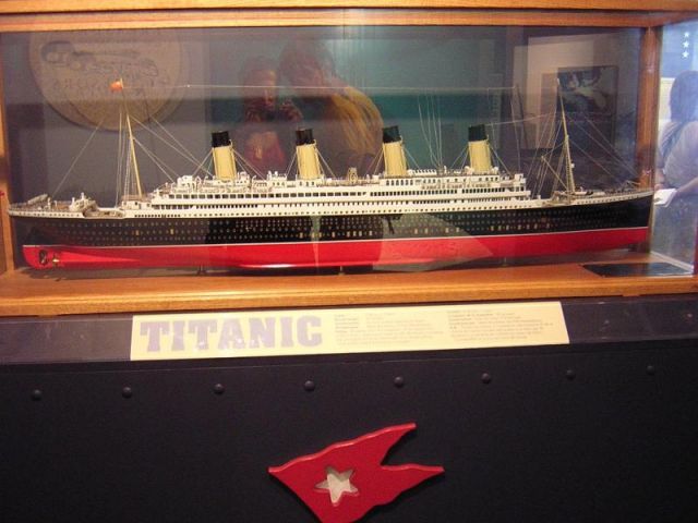 タイタニック号の模型